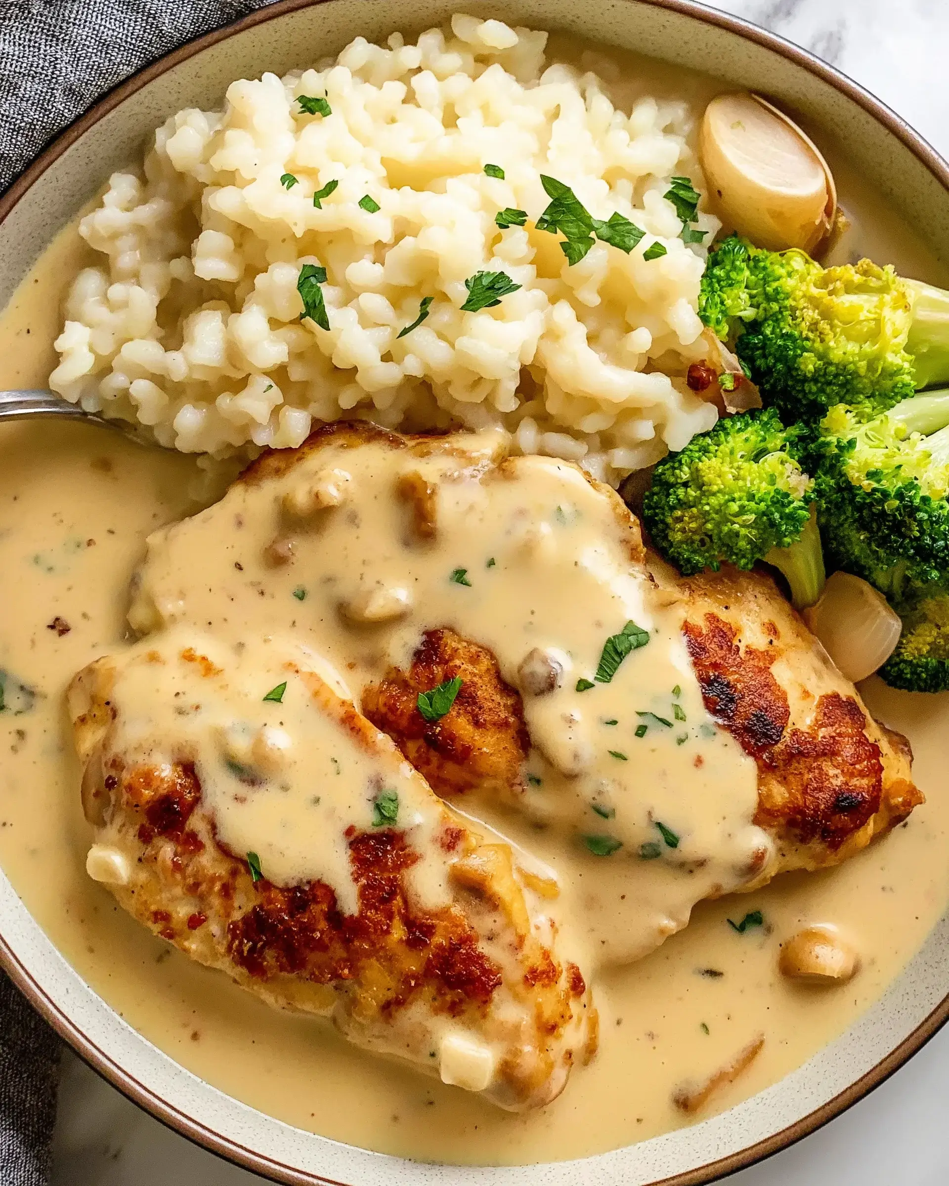 Garlic Chicken: Discover the Creamy Recipe You’ll Love!