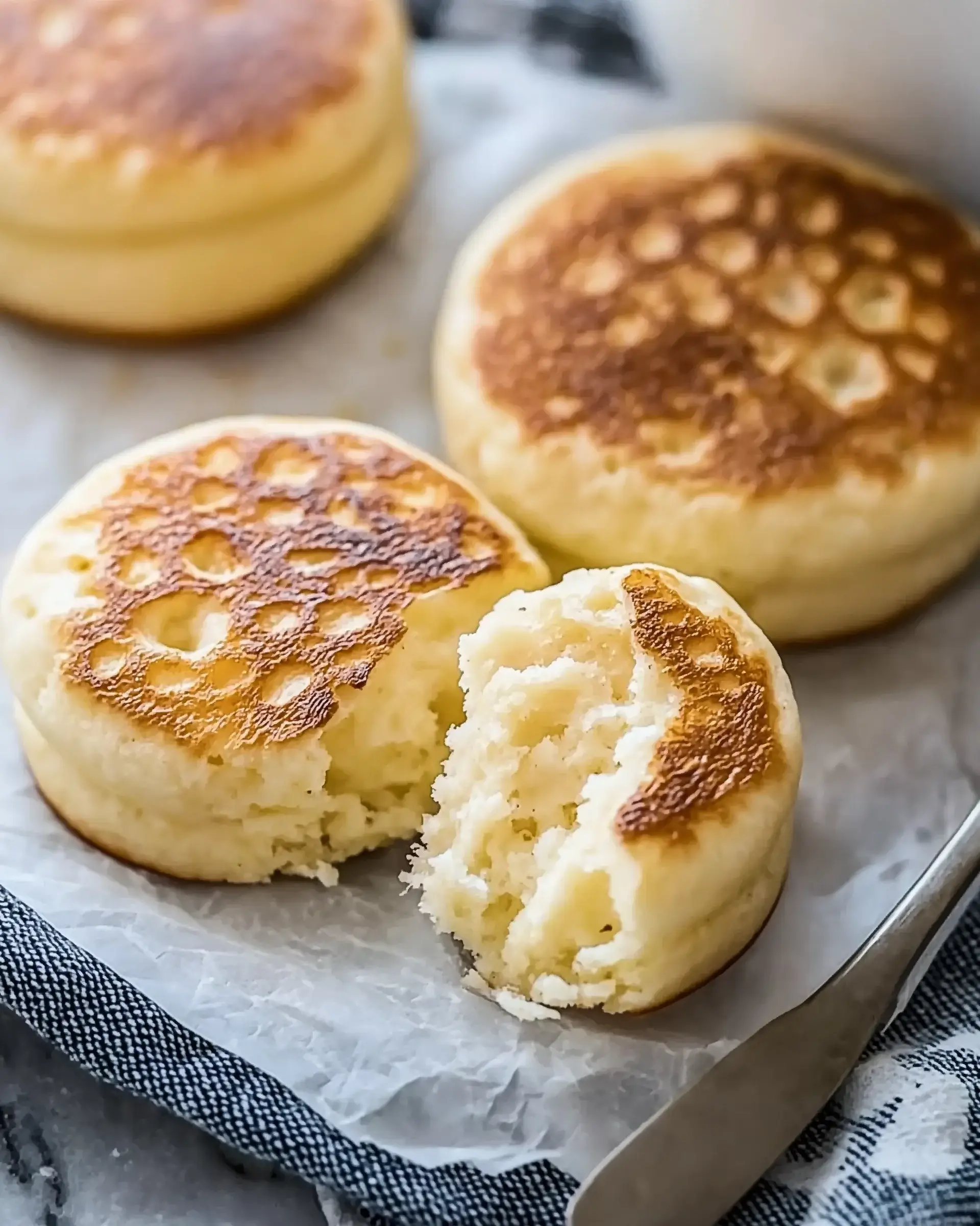 English Muffins: Discover the Secrets to Perfectly Homemade Muffins!