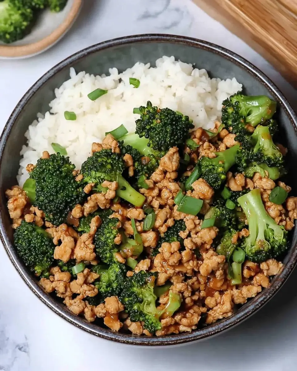 20-Minute Honey Sriracha Ground Chicken and Broccoli made easy!